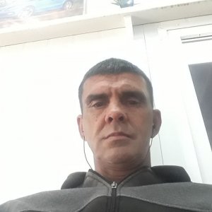 Виктор , 48 лет