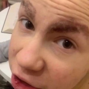 Воня , 22 года