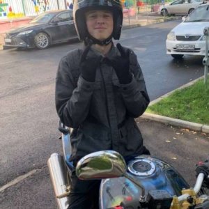 Дмитрий , 20 лет