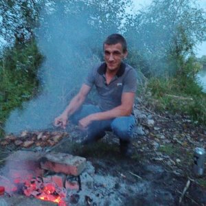Толік Муравий, 32 года