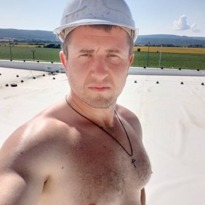 Aleks , 44 года