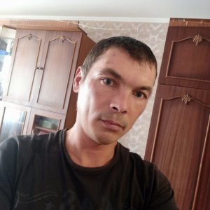 Юрий , 40 лет