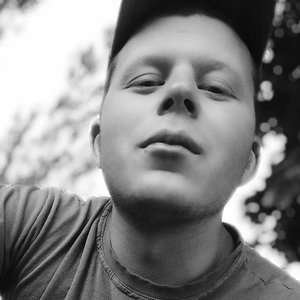 Богдан , 22 года