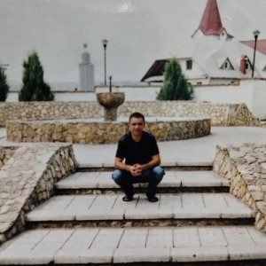 Genrih , 26 лет