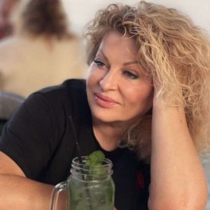 Лара , 57 лет
