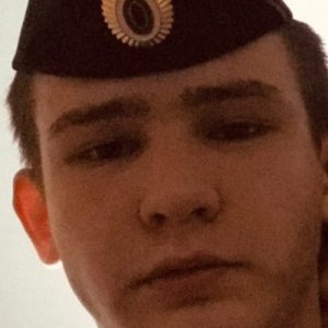 Макаров Андрей Дмитриевич , 20 лет