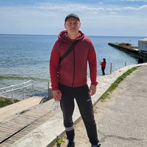 Виталий , 41 год