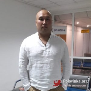 Данияр Муканов, 36 лет