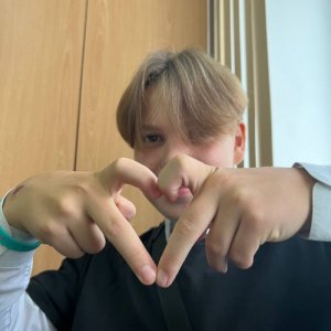 Констаниин Молотков, 20 лет