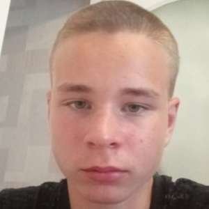 Илюха , 19 лет