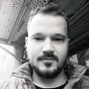 Sergiu , 33 года