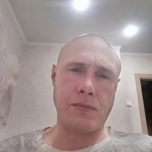 Валера , 37 лет