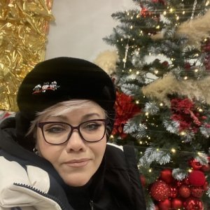 Лара , 44 года