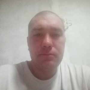 Денис , 39 лет