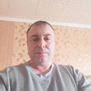 Вячеслав , 45 лет