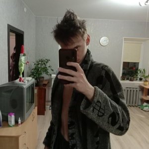 Илья , 19 лет