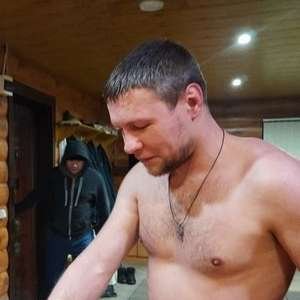 Pavel , 37 лет