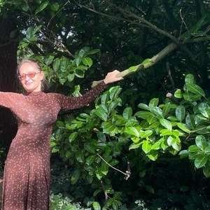 Ала , 63 года