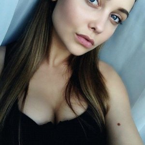 Яна , 25 лет