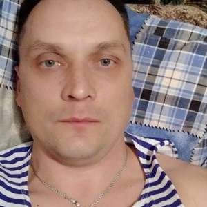 Павел , 42 года