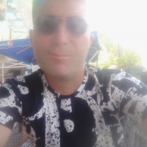 Бек , 43 года