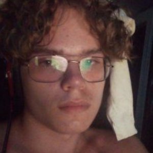 Михаил , 20 лет