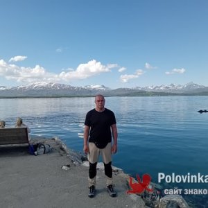 Oleg , 45 лет