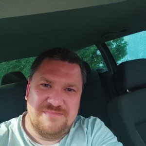 Viktor , 40 лет