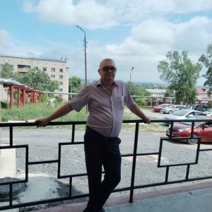 Анатолий , 47 лет