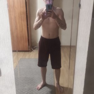 Денис , 33 года