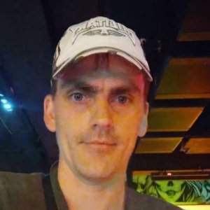 Анатолий , 37 лет