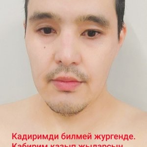 Алмас Есенов, 40 лет