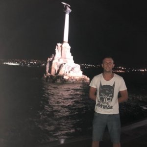 Владислав , 28 лет