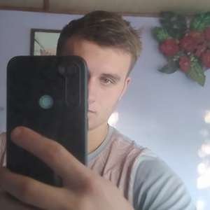 Жорик , 20 лет