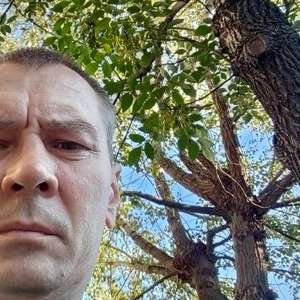 Макс , 47 лет