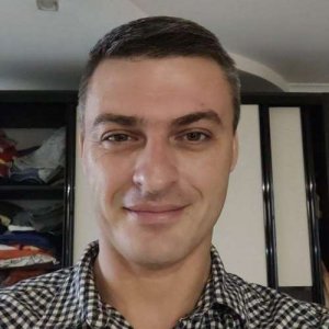 Максим , 42 года