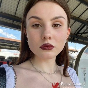 Лера , 18 лет