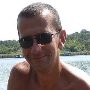 Eduard , 52 года
