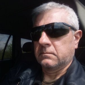 Woode , 54 года