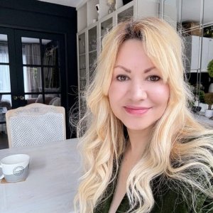 Jasmine , 33 года