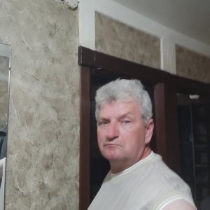 Виктор , 56 лет