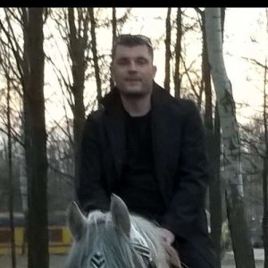Павел , 42 года