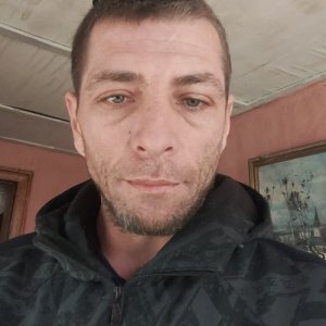 Олександр , 41 год