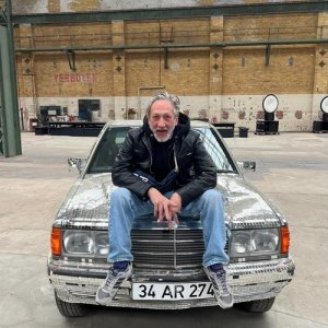 Майкл Гамба Гамба, 59 лет