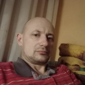 Геннадій , 44 года
