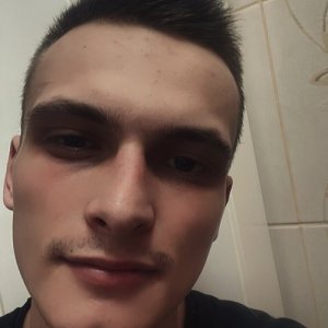 Илья , 25 лет