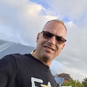 Jevgenijjs , 44 года