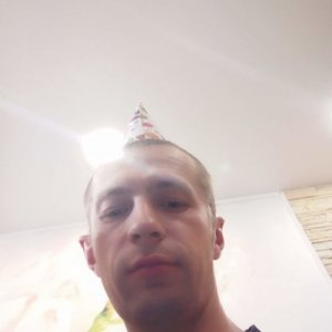 Анатолий , 39 лет