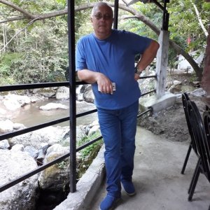 Zaal , 62 года