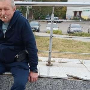 Юрий , 62 года